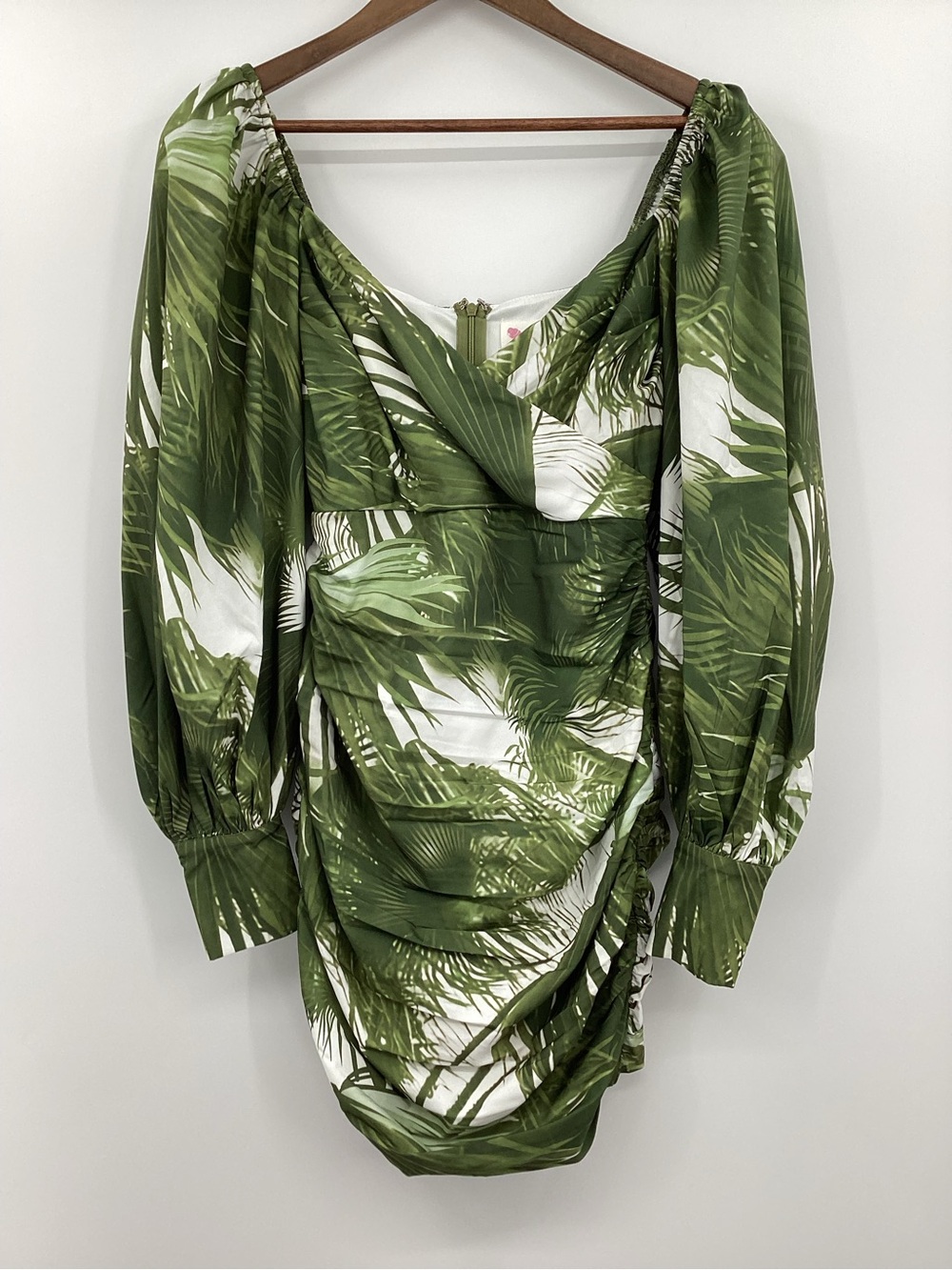 L'ATISTE Green and White Palm-Print Mini Dress - Picture 2 of 12